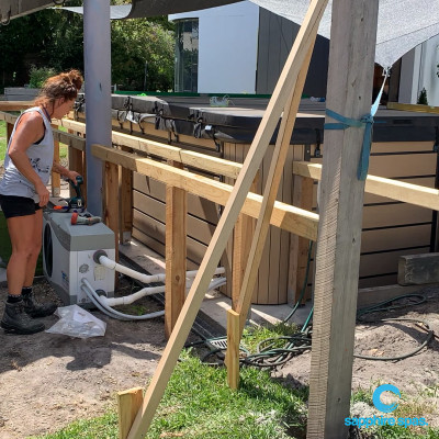 CLICK TO VIEW VIDEO : subfloor deck build