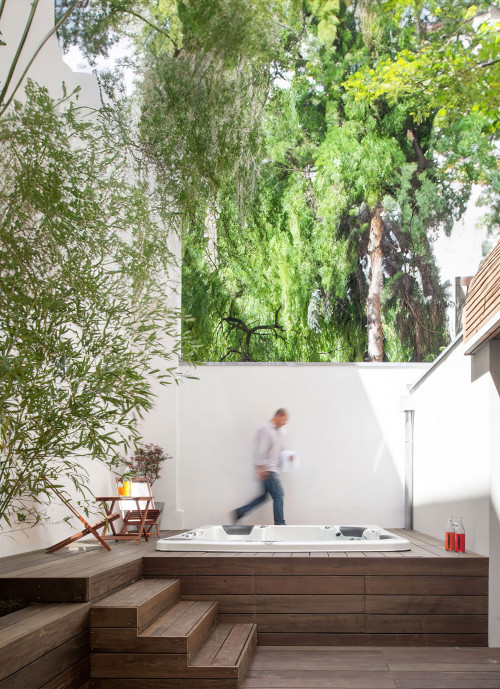 Fully-recessed