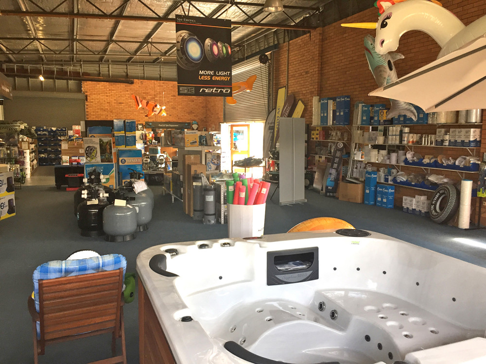 PoolZone Spa Showroom Sapphire Spas