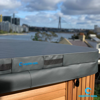 HARDCOVER custom fit for maximum heat retention