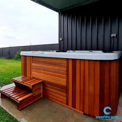 Stunning natural timber cabinetry in contrast to the black metal clad home thanks to the team @ Country Rubber & Foam Tamworth