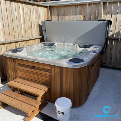 Perfect spa pool set up with hardcover lifter for ease of use thanks to the team @Paramount Pools Takapuna NZ