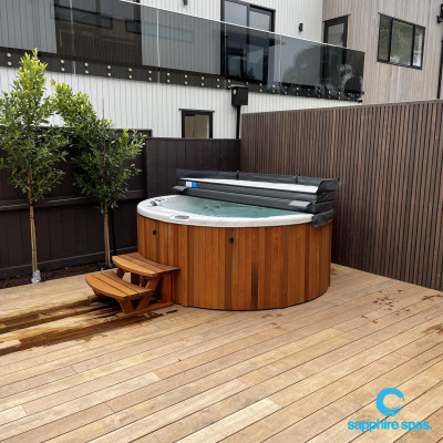 myHotTub has been craned into position in this architecturally designed townhouse thanks to the team @Paramount Pools Takapuna