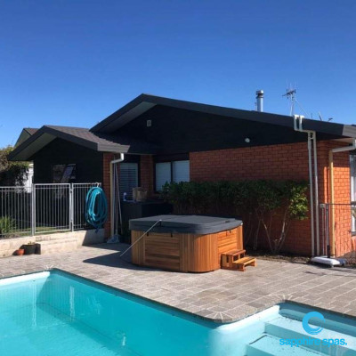 Mum & Dad can relax in their new spa pool while the kids splash around in the swimming pool thanks to the team @ Bermuda Lifestyle Hawkes Bay NZ